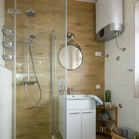 Sunny Getaway Apartament